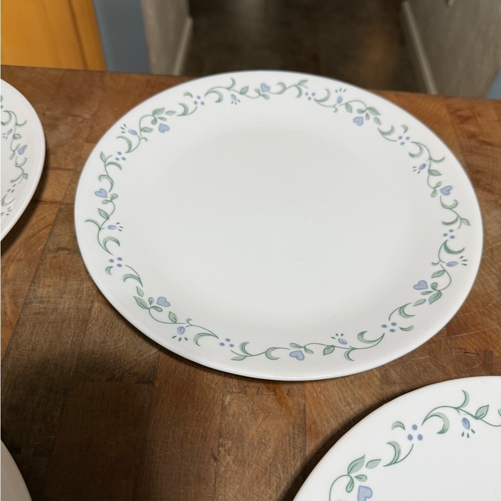 Corelle 10.25 White Dinner Plates Blue Country Cottage Floral Design set of 6 - Picture 7 of 16
